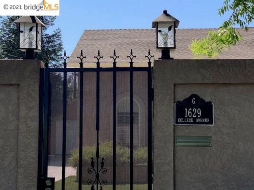 1629 College Ave, Modesto, CA 95350-4005