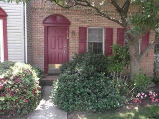 510 Harvest Dr, York, PA 17404-8362