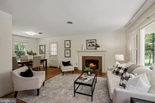 4813 Montgomery St, Annandale, VA 22003-6123