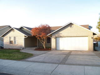 1505 Cedar Ln, Selah, WA 98942-1700