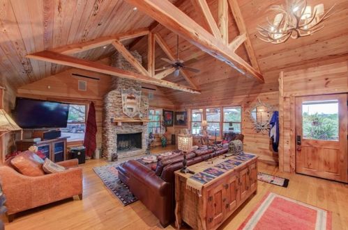 5808 Beacon Dr, Austin TX  78734-1416 exterior