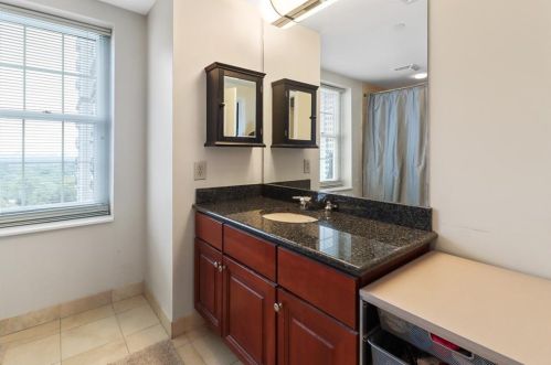 195 14th St, Atlanta GA  30318-7827 exterior