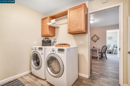 30 Kirkwood Ct, Concord CA  94521-1427 exterior