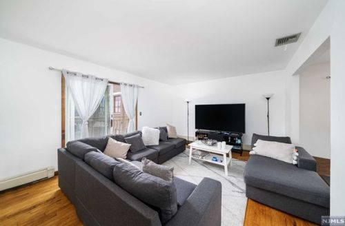 556 Longview Ave, Cliffside Park, NJ 07010-1717