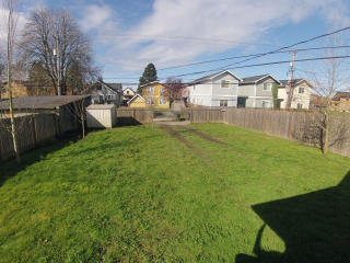 2312 J St, Tacoma WA  98405-3830 exterior