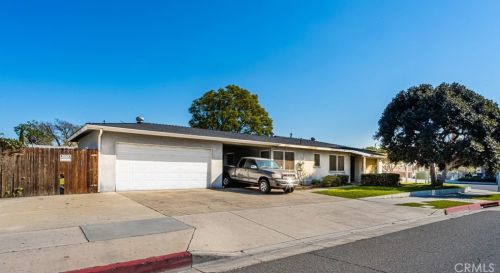 1102 West St, Anaheim, CA 92801-2901