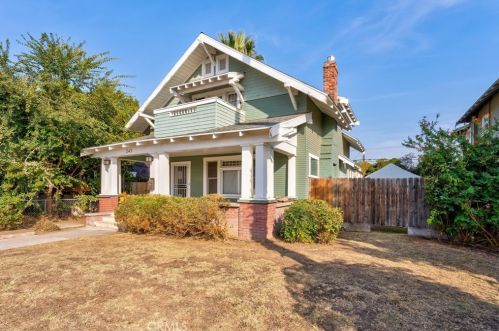 242 San Pablo Ave, Fresno, CA 93701-1758