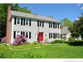 1465 North St, Suffield CT  06078-1115 exterior