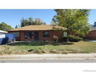 828 Quentin St, Denver, CO 80011-6308
