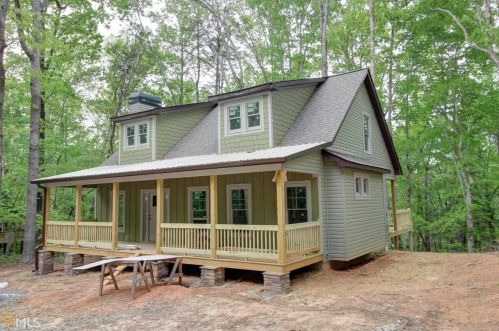 156 Henry St, Cleveland, GA 30528-2593
