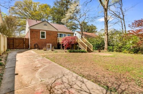 2496 Jefferson Ter, Atlanta GA  30344-2743 exterior