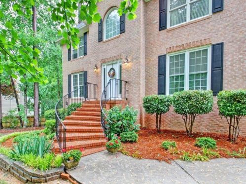 4680 Rutledge Dr, Lithonia, GA 30039-7110