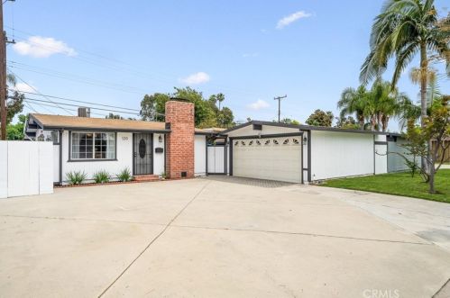 120 Topo St, Anaheim, CA 92804-2216