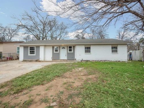 4713 Burton Ave, Fort Worth, TX 76105-4320