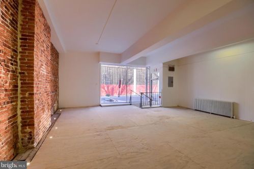 28 Vine St, Lancaster PA  17603-3943 exterior