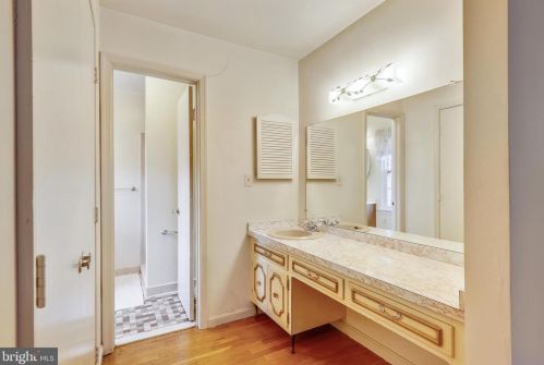 14120 Rippling Brk Dr, Silver Spring MD 20906-2302 exterior