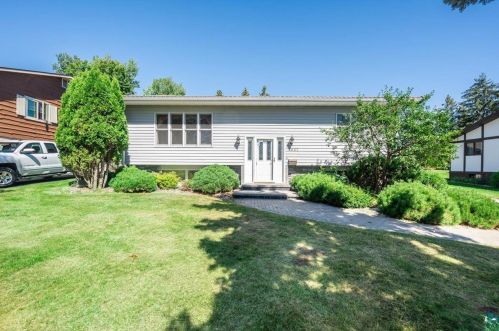 4627 Otsego St, Duluth, MN 55804-1541