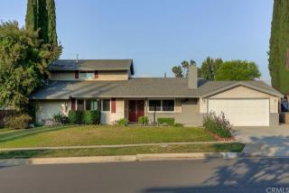 421 Nottingham Dr, Redlands, CA 92373-5762