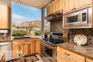 619 Bur Sage Trl, Kayenta UT  84738-6589 exterior