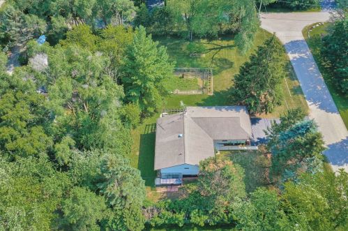 7420 Cass St, Spring Grove, IL 60081-8926