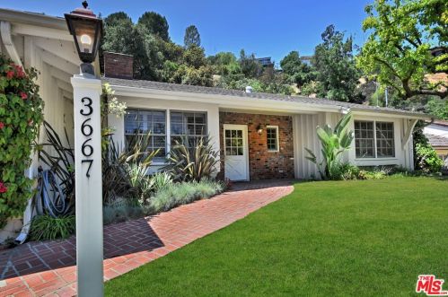 3667 Meadville Dr, Van Nuys, CA 91403-4312