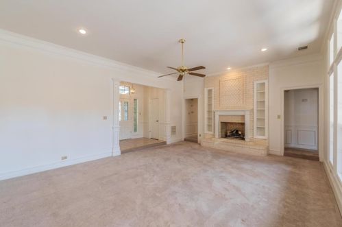 2102 Antibes Dr, Carrollton TX 75006-4327 exterior