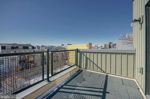 2537 Gordon St, Philadelphia PA 19132-4631 exterior