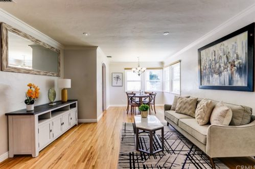 631 Vermont Ave, Glendora, CA 91740-4329