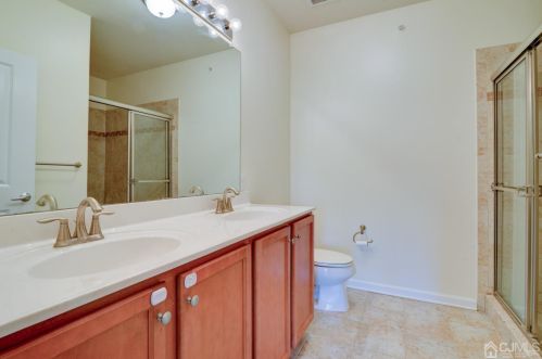 843 Liberty Ct, Piscataway NJ  08854-7209 exterior