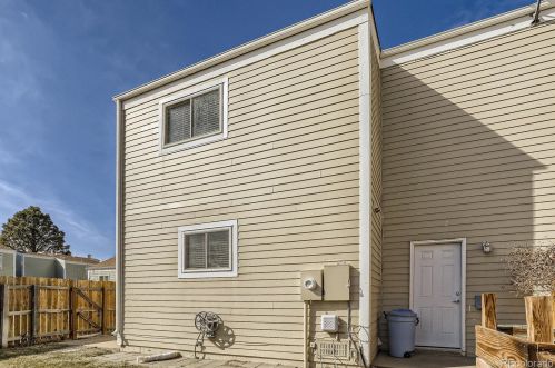 15915 Radcliff Pl, Denver CO  80015-6366 exterior