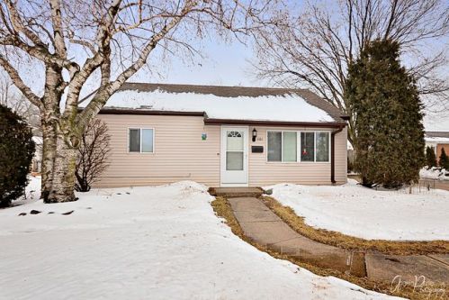 1101 Garfield St, Alden, IL 60033-1734