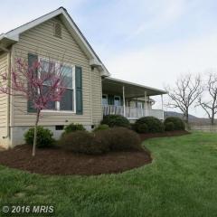 575 Fairview Cir, Woodstock, VA 22664-3064