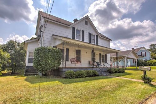 17 Spring St, Gainesville GA  30501-2550 exterior