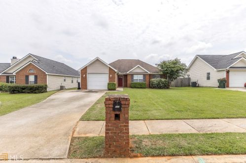 111 Halidon Dr, Warner Robins, GA 31088-1214