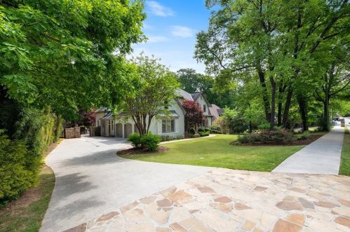 4737 Dudley Ln, Atlanta GA  30327-3306 exterior