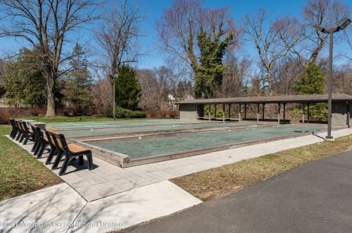 62 Manchester Ct, Tinton Falls NJ  07701-5496 exterior