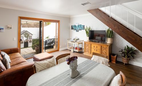 1826 Eastwood Ln, Encinitas, CA 92024-3015