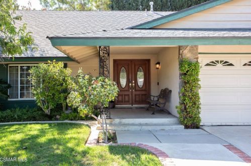 5001 Ludgate Dr, Calabasas, CA 91301-2328