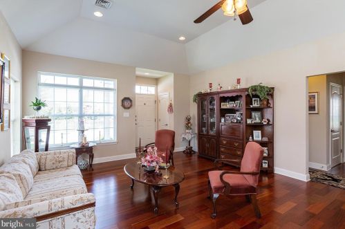 1700 Speedwell Rd, Lancaster PA  17601-4628 exterior