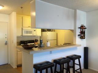 340 Hayworth Ave, Los Angeles CA  90048-2721 exterior