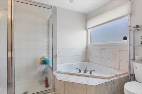 2100 Cedar Ln, Hammond IN  46322-5514 exterior