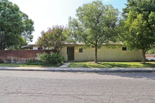 195 Dewitt Ave, Fresno, CA 93727-3349