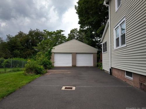 191 Boston Rd, Middletown, CT 06457-3575