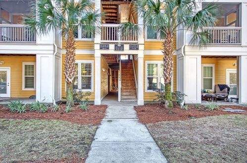 2111 Chatelain Way, Mount Pleasant, SC 29464-3274