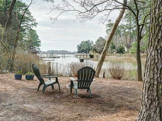 4417 Duke Dr, Portsmouth, VA 23703-4914