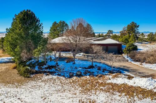 8385 Sunburst Trl, Parker CO 80134-6919 exterior