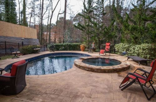 2429 Echo Dr, Atlanta, GA 30345-3526
