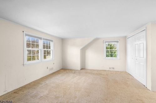 18 Meadow Ln, Hackettstown NJ  07840-4116 exterior