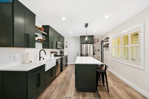 4163 Pickwick Dr, Concord CA  94521-2735 exterior