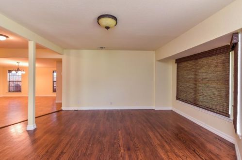 821 Springbrook Dr, Fort Worth TX  76107-1069 exterior